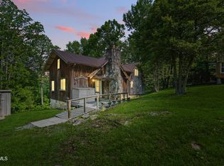 4406 Sentry Rd, Big Stone Gap, VA 24219