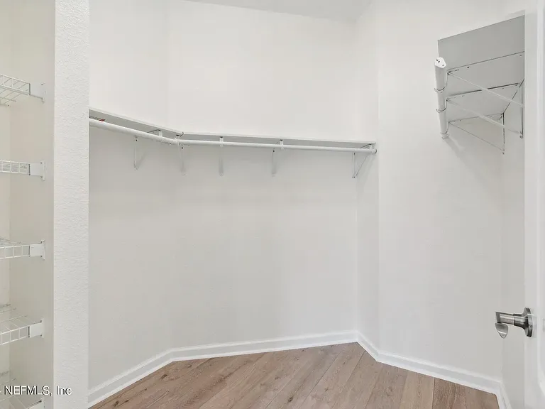 8601 Beach Blvd — Photo 11
