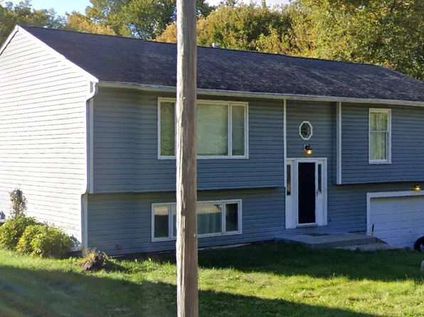 4005 Tulip St, Crystal Lake, IL 60014