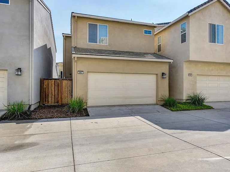 3967 Streamline St — Photo 17