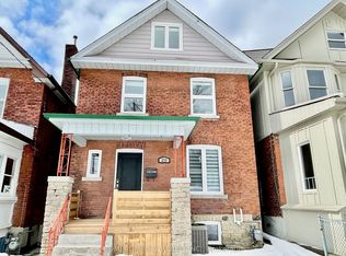 20 Saint Clair Gdns, Toronto, ON M6E 3V4
