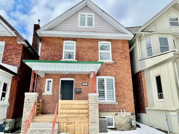 20 Saint Clair Gdns, Toronto, ON M6E 3V4