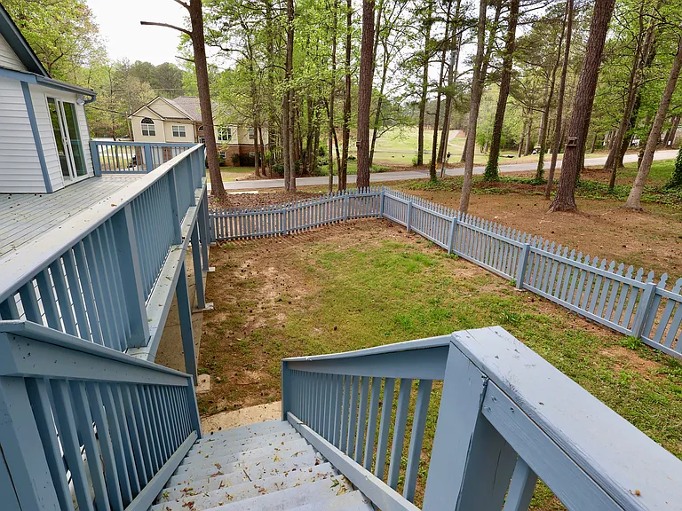 1039 Monticello Dr — Photo 15