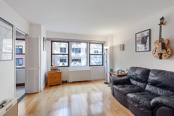 Sold by Platinum Properties | media 3