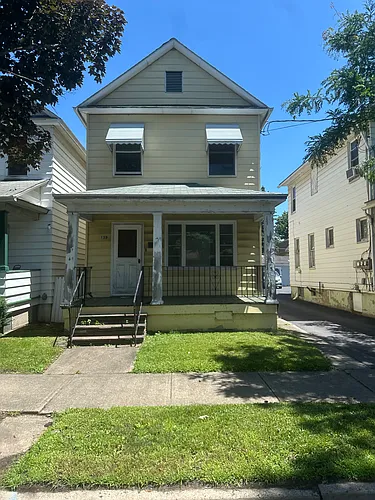 139 Division St Photo 1
