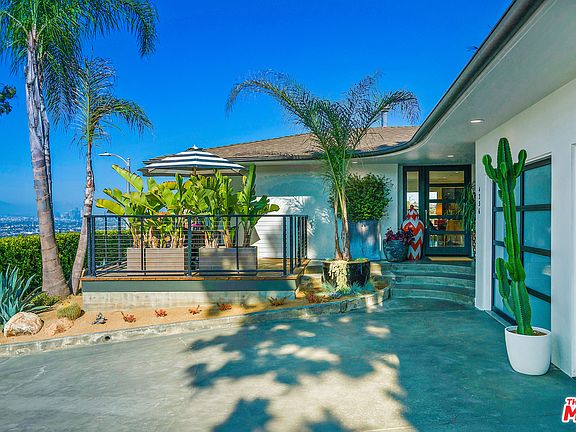 2nd image of 4236 Terraza Dr