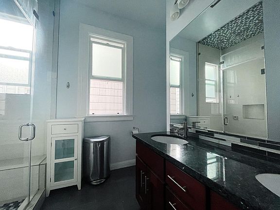 3rd image of 782 Green St #90