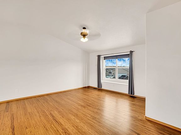 4th image of 4633 Three Rivers Dr