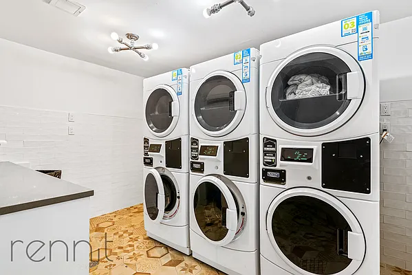 Rented by Rennit Inc. | media 42