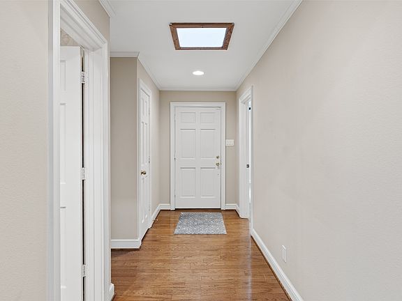 4th image of 5821 Ridgerock Ct