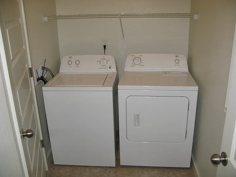 2420 Uinta St — Photo 10