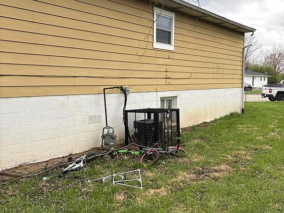 4th image of 2672 Arcola Rd