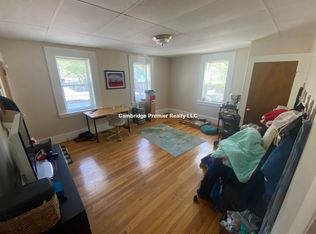 107 Brookline St #3, Cambridge, MA 02139