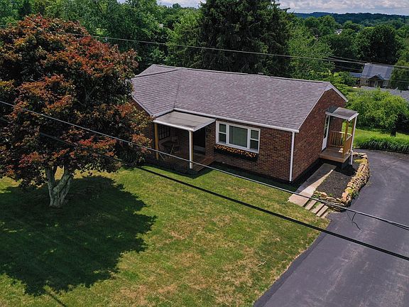 2nd image of 516 Thomas Richard Ln