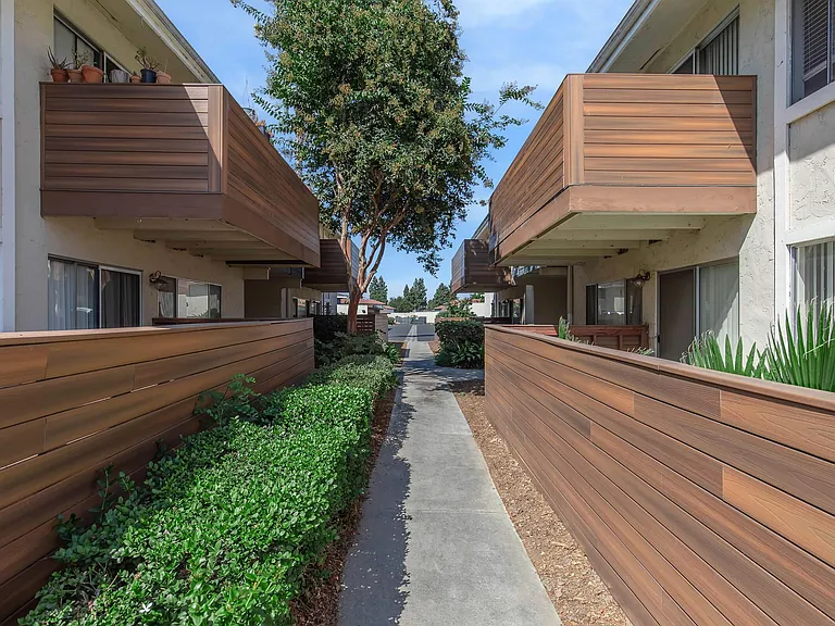 The Dylan Apartments — Photo 14