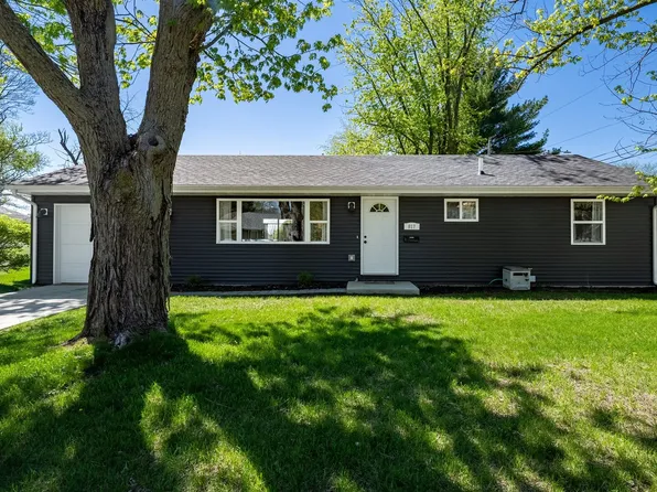 817 Bryan St, Normal, IL 61761