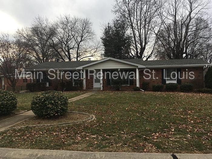 1st image of 3940 Galaxie Dr
