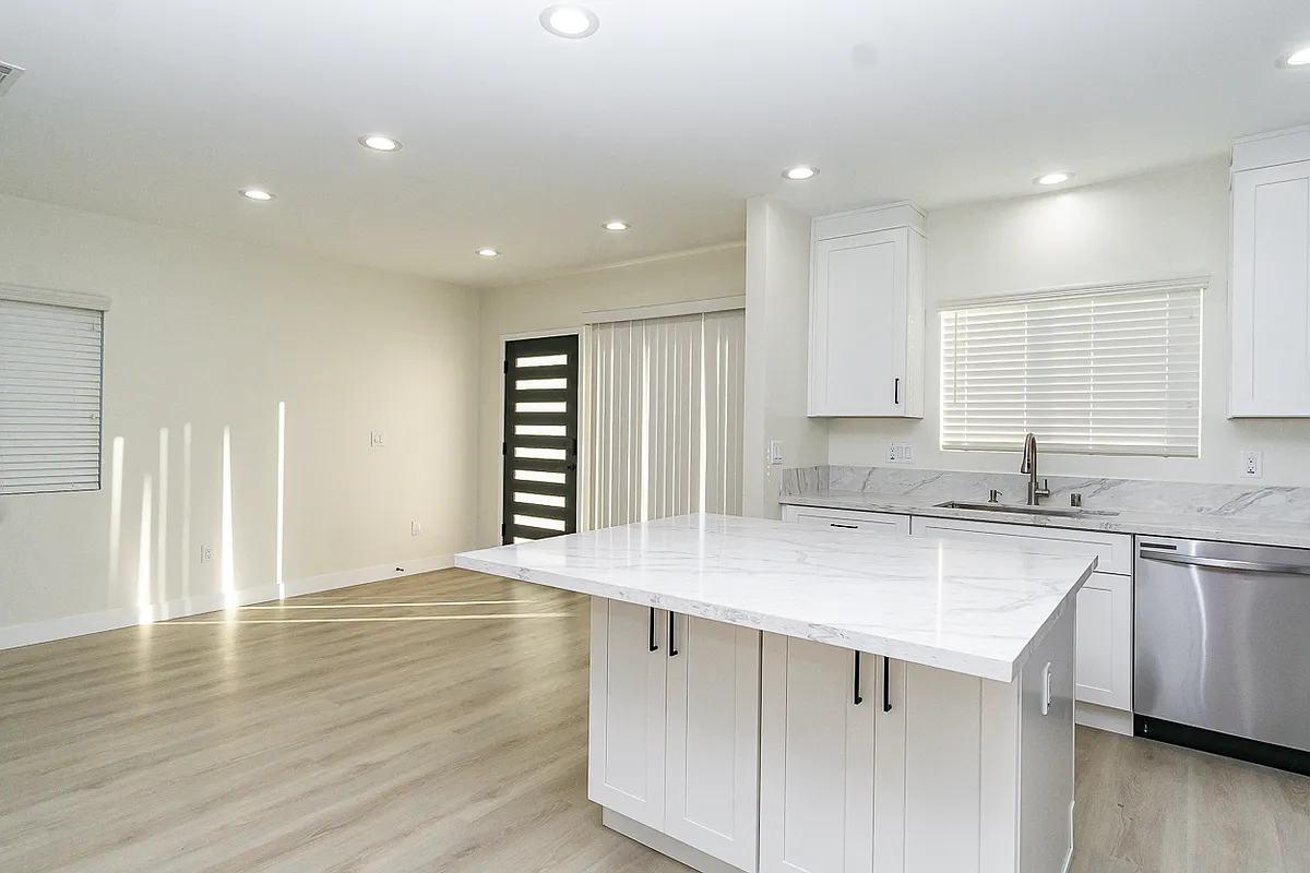 Building Photo - 8197 Andora Dr