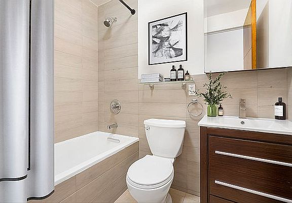 4th image of 205 E 115th St APT 1