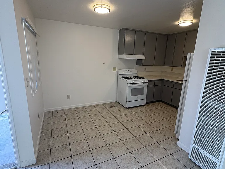 504 E Lexington Ave E #2 — Photo 8