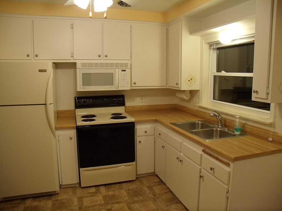 2nd image of 18610 Rosetta Ave