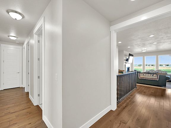 4th image of 2431 N Hooded Crane Cir