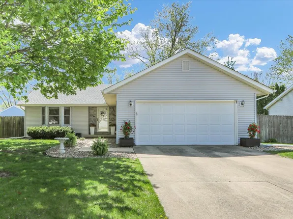 2203 E Pennsylvania Ave, Urbana, IL 61802