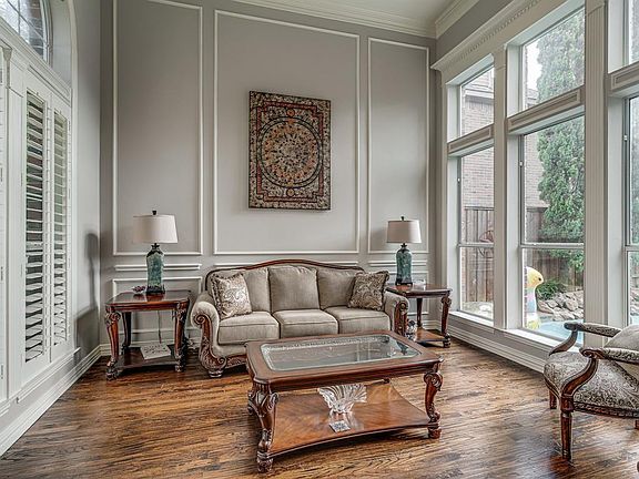5th image of 18515 Gibbons Dr