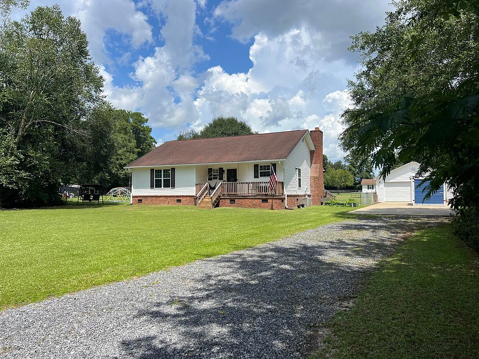 1st image of 122 Thomas Ln