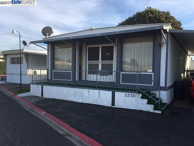 1st image of 2530 Parkside Dr