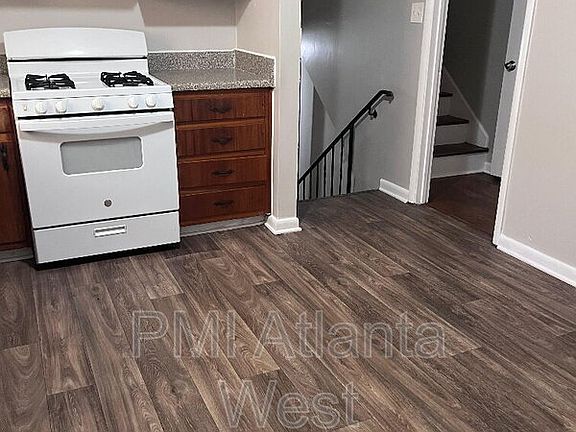 4th image of 3544 Knollview Ct