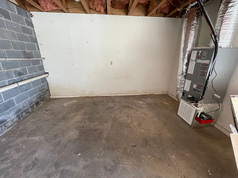 932 Gaston St #936 — Photo 13