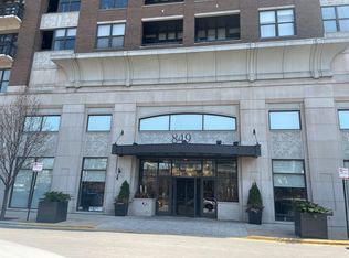 849 N Franklin St Unit 1206, Chicago, IL 60610