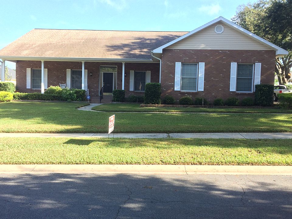 1st image of 1116 Hunt Club Ln
