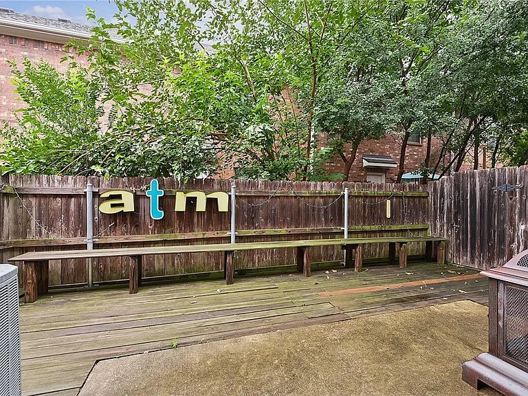 1001 Krenek Tap Rd #2102 — Photo 7