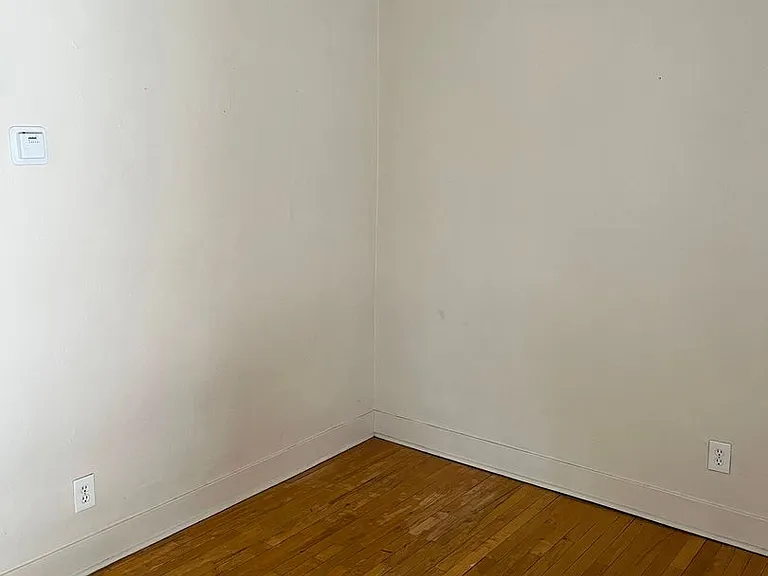 124 Aliso Dr NE — Photo 2