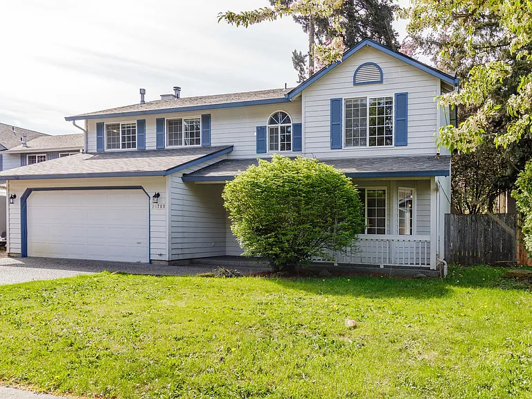 15709 NE 12th Way — Photo 3