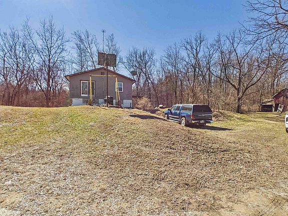 3rd image of 1846 N County Road 890