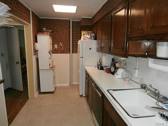 3rd image of 4315 Carpenter Ave
