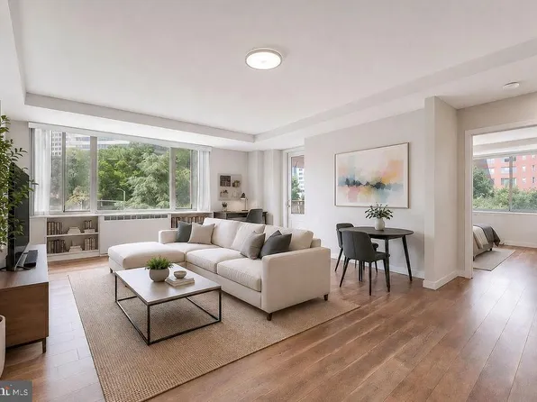 1111 Arlington Blvd APT 319, Arlington, VA 22209