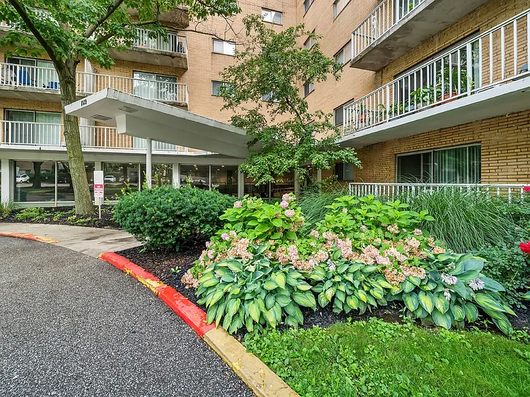 Grandview Pointe — Photo 14