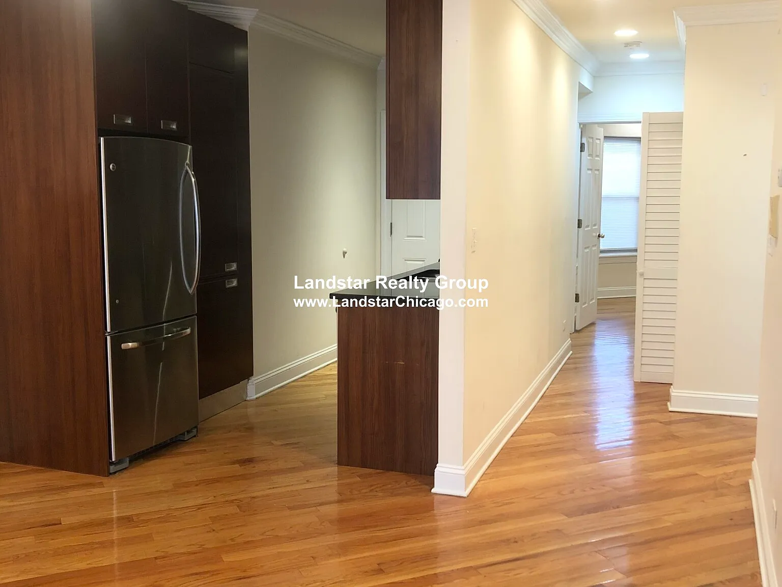 6937 N Oakley Ave — Photo 4