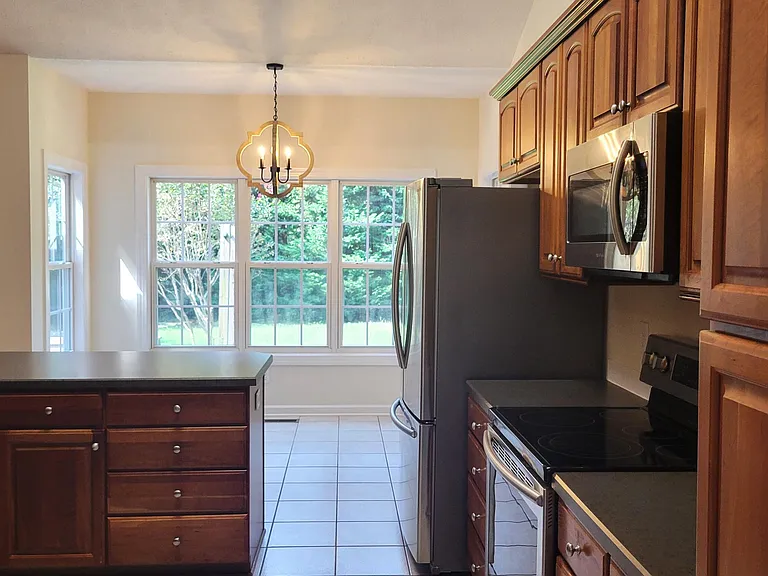 235 W Hedgelawn Way — Photo 8