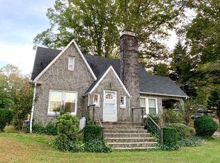 1207 Carbon City Rd, Morganton, NC 28655