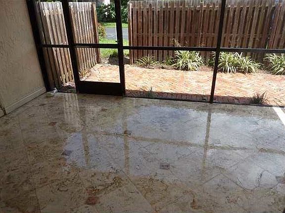 5th image of 1372 Cottonwood Cir