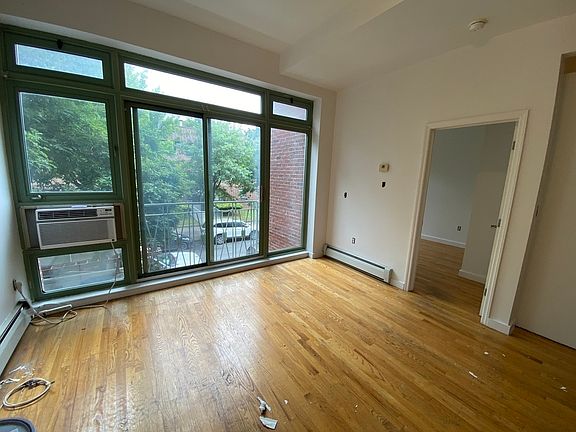 3rd image of 191 Johnson Ave APT 2F