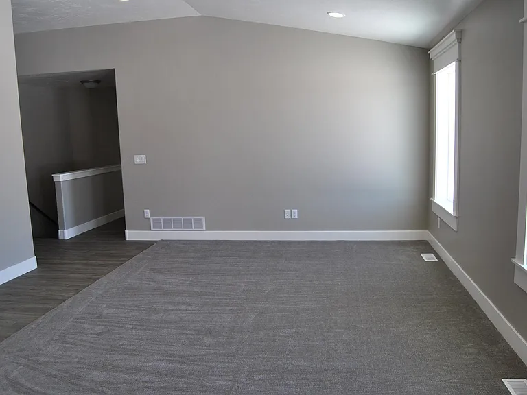 3424 Ventura Ave — Photo 6