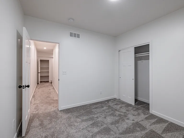 6204 Franciscan Dr — Photo 47