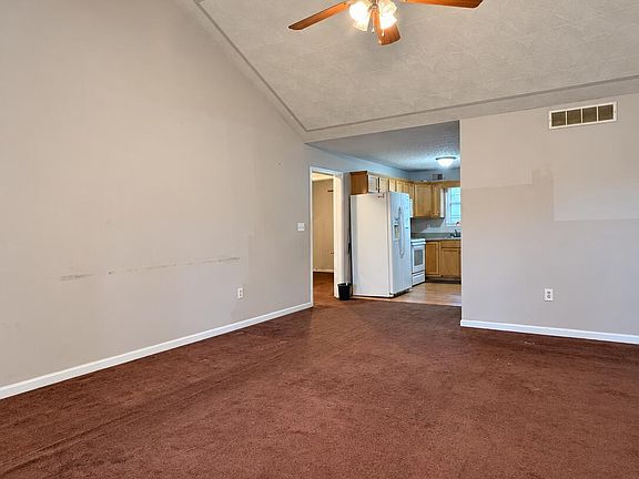 3rd image of 7240 Strive Ln