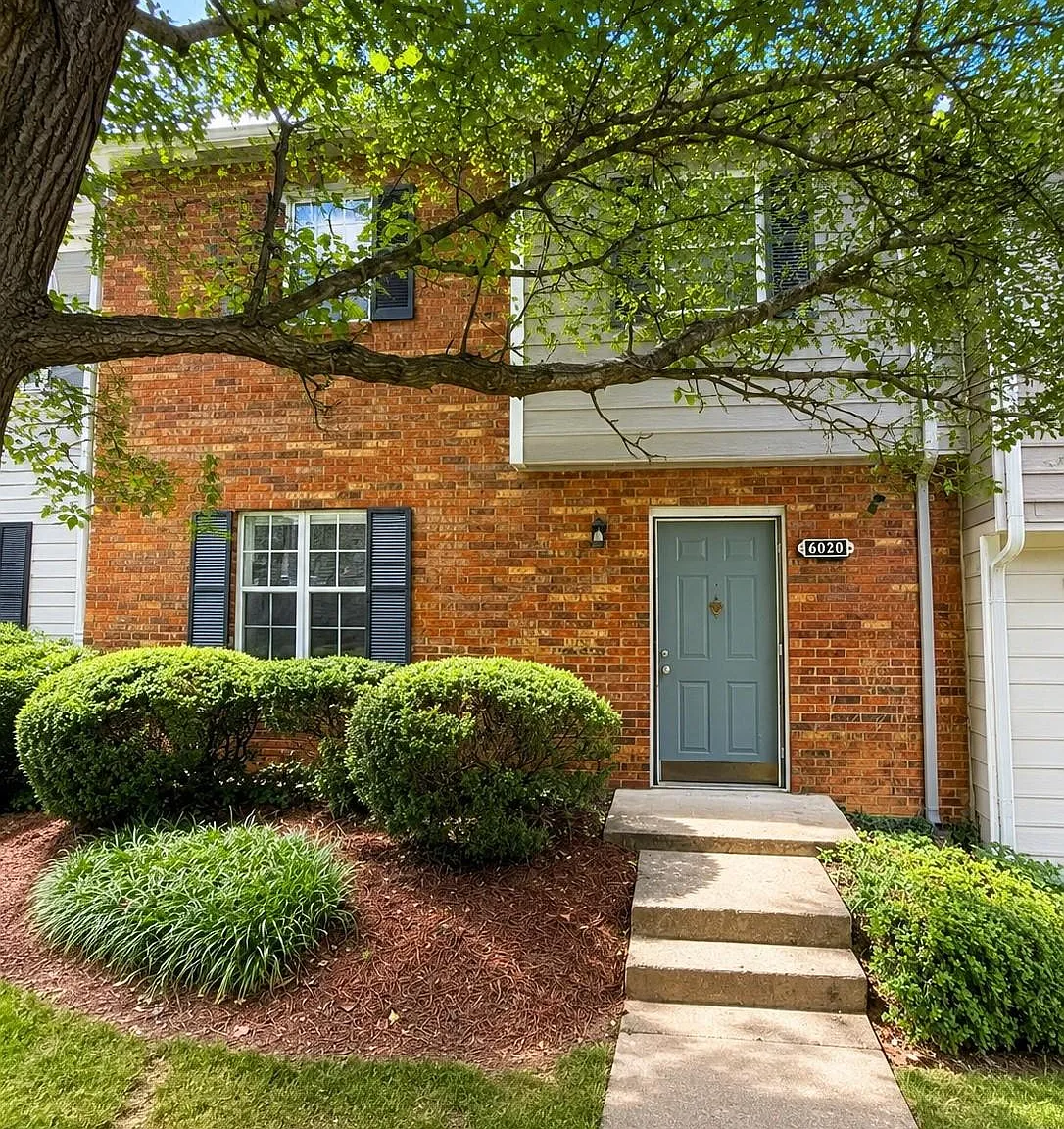 3 bed, 2.5 bath, $1,975 — Photo 1